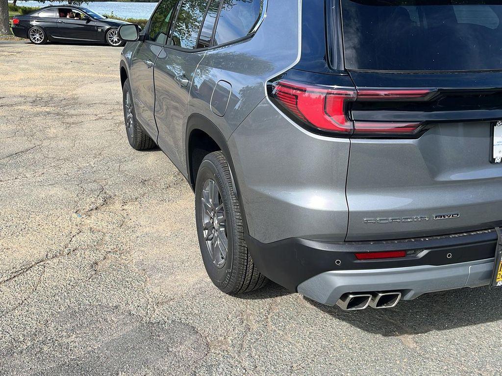 new 2026 GMC Acadia car, priced at $46,733