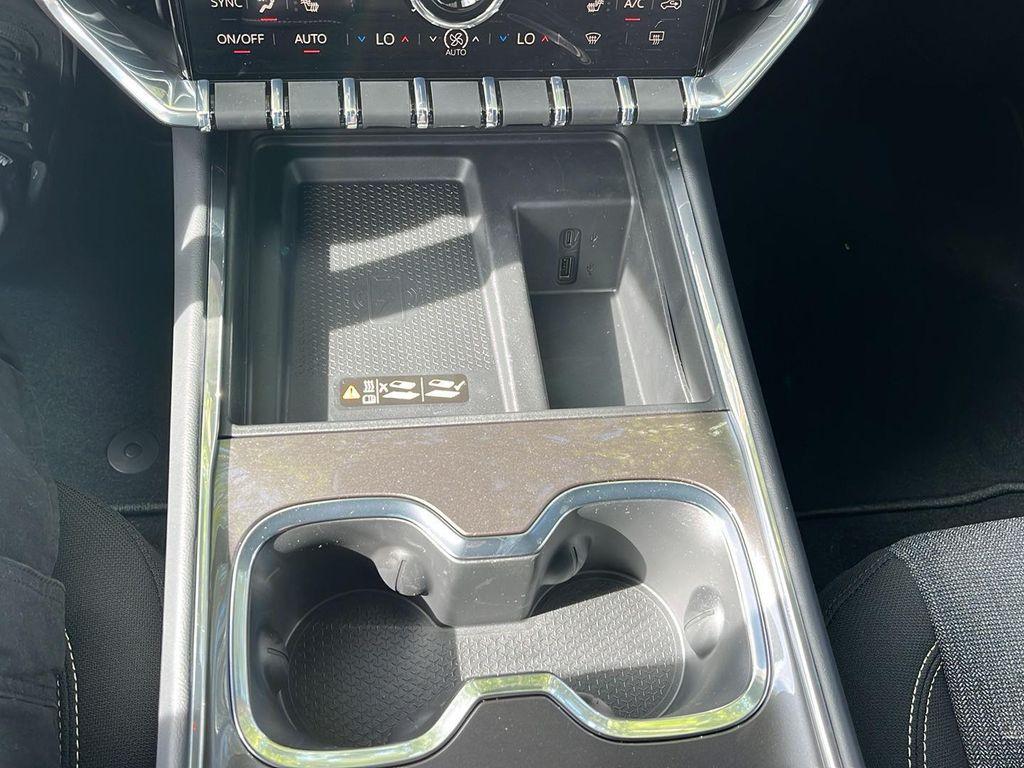 new 2026 GMC Acadia car, priced at $46,733