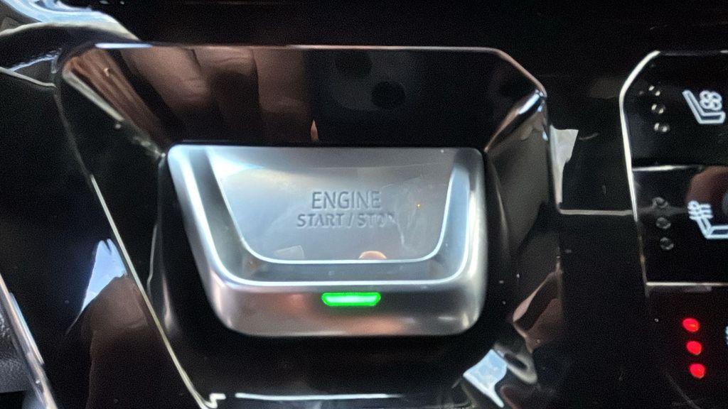 used 2022 GMC Sierra 1500 car, priced at $58,772