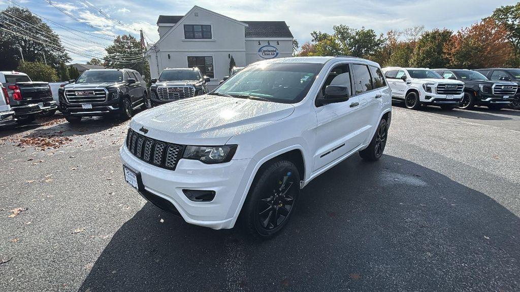 used 2018 Jeep Grand Cherokee car, priced at $18,877