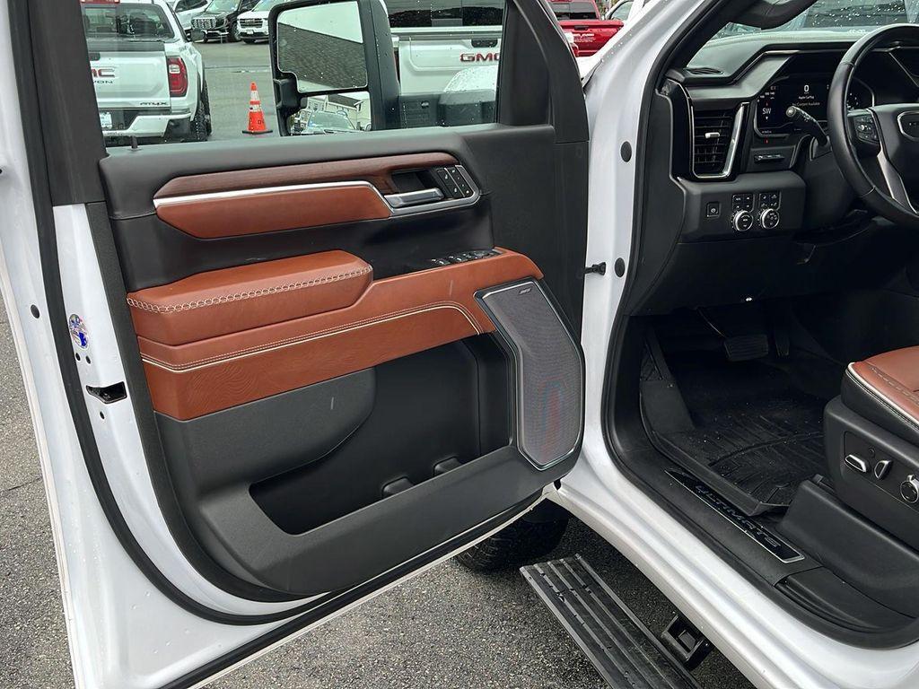 used 2024 GMC Sierra 2500 car, priced at $72,943