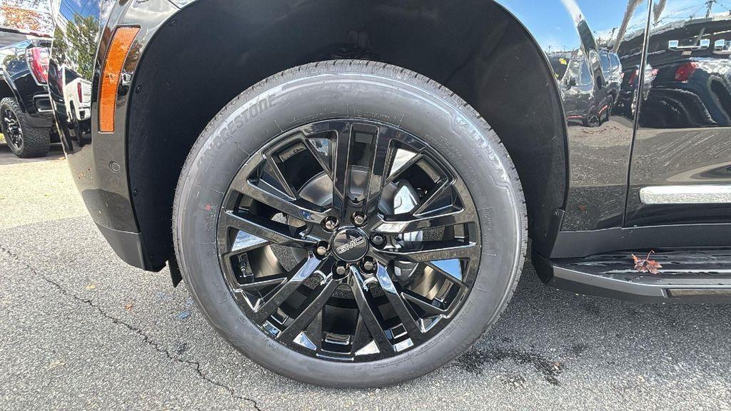 new 2026 GMC Yukon car, priced at $80,059