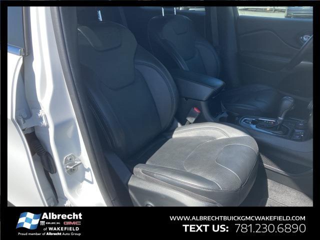used 2020 Jeep Cherokee car, priced at $22,582