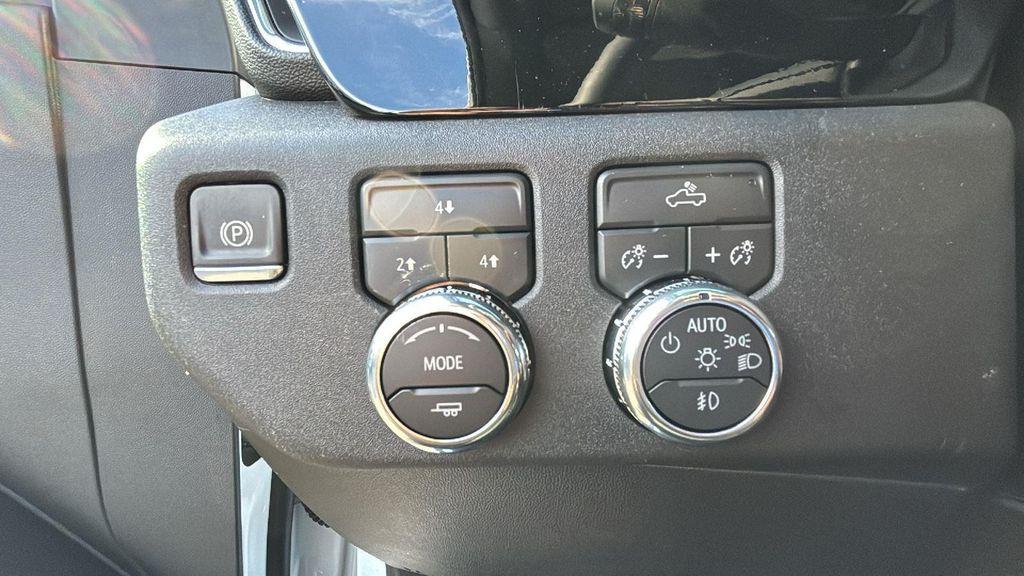 new 2026 GMC Sierra 2500 car, priced at $57,752