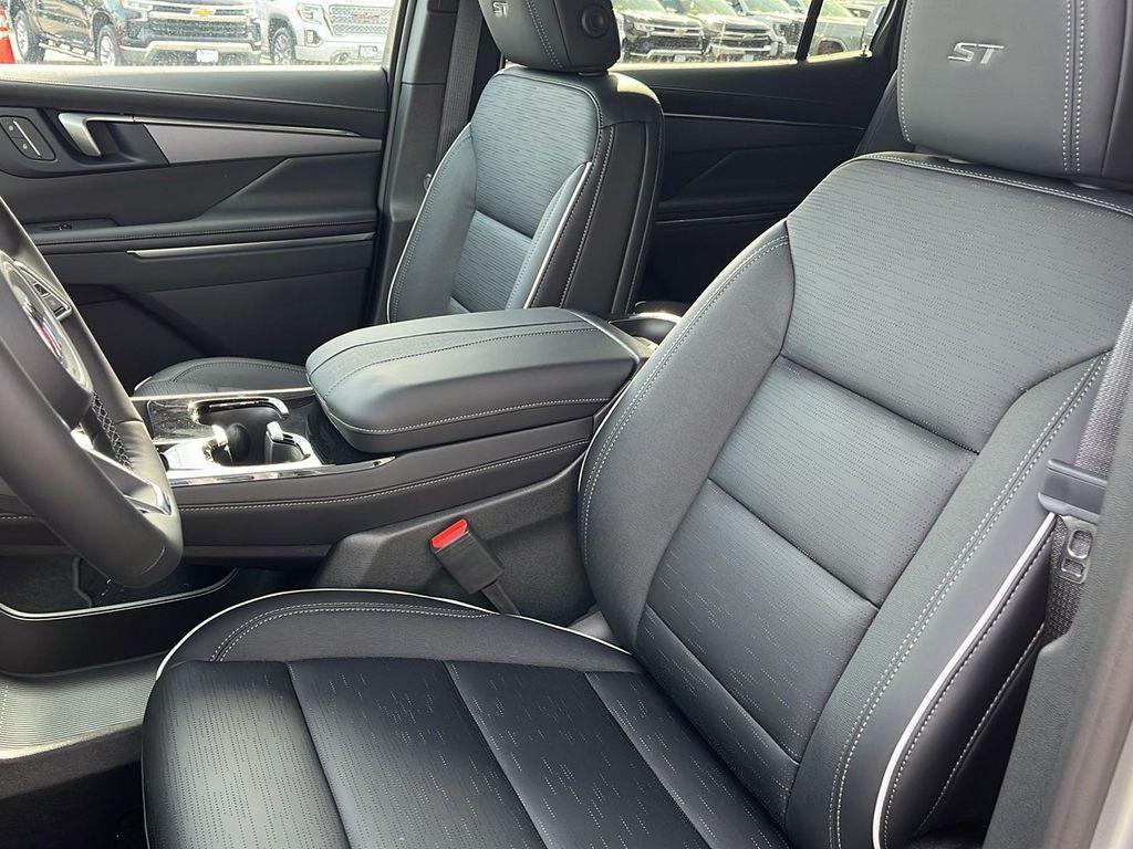 new 2026 Buick Enclave car, priced at $55,005