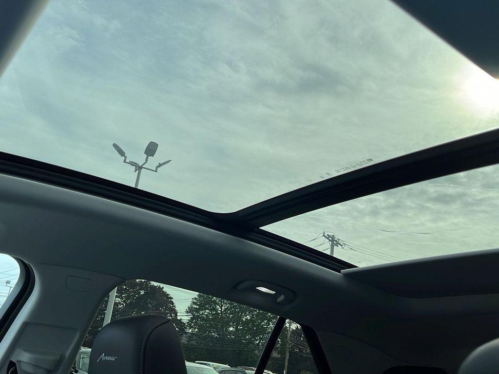 new 2025 Buick Envision car, priced at $45,168