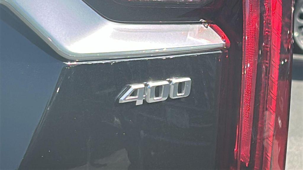 used 2024 Cadillac XT6 car, priced at $49,987