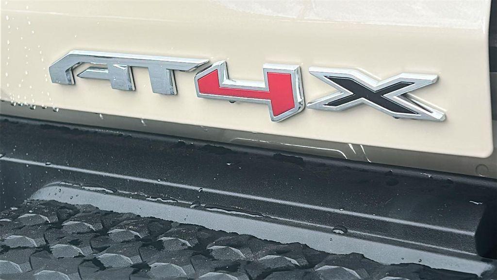 new 2024 GMC Canyon car, priced at $49,118