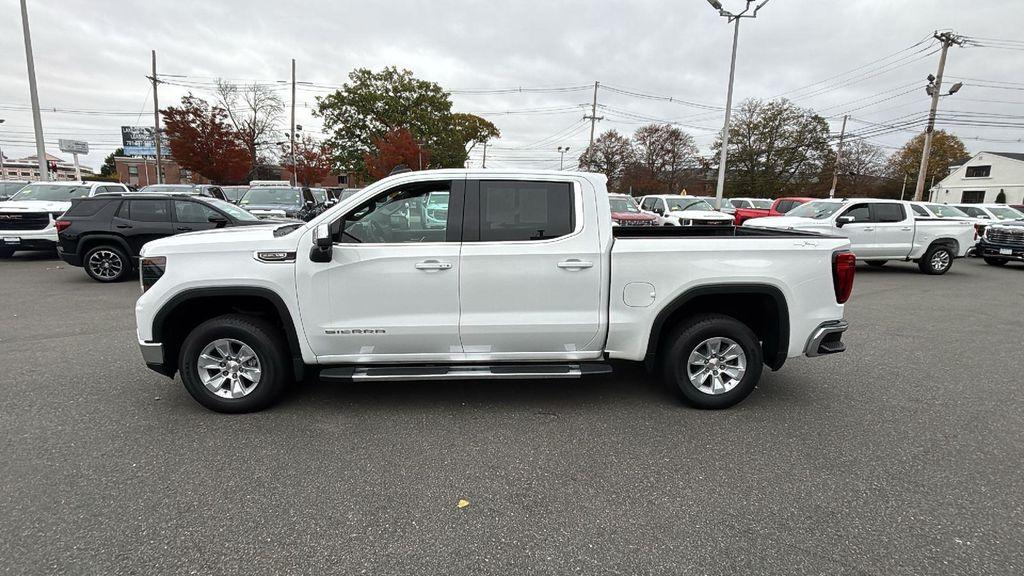 new 2025 GMC Sierra 1500 car, priced at $47,011