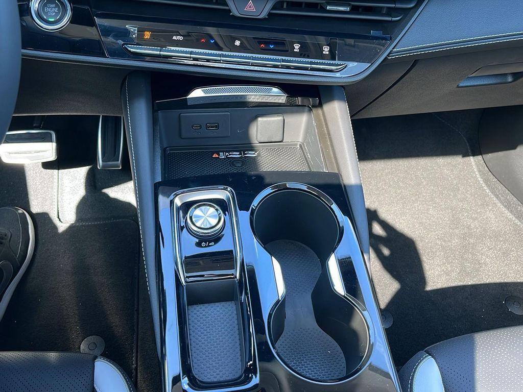 new 2025 Buick Envision car, priced at $41,545