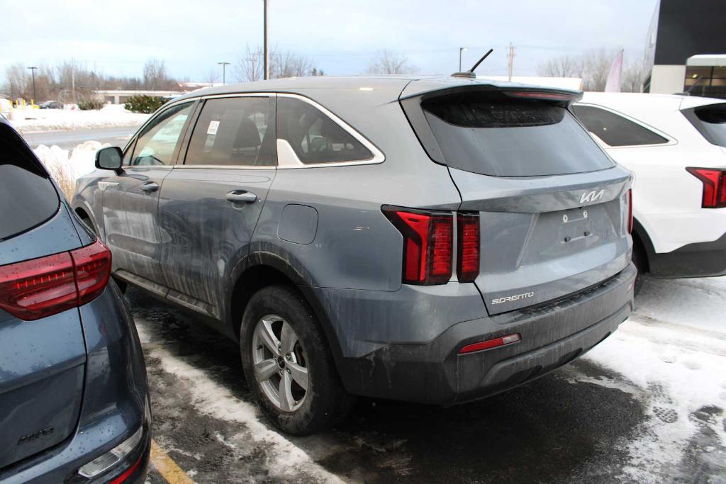 used 2023 Kia Sorento car, priced at $23,995