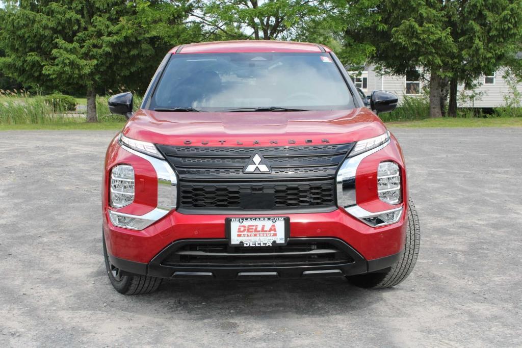 new 2024 Mitsubishi Outlander car, priced at $35,404