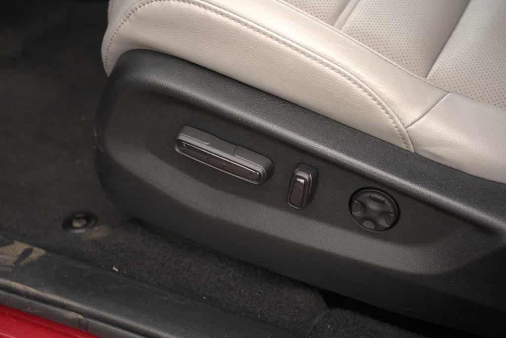 used 2022 Honda CR-V car, priced at $29,265