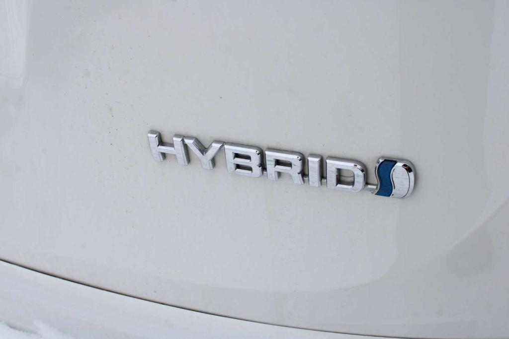 used 2018 Toyota RAV4 Hybrid car, priced at $22,299