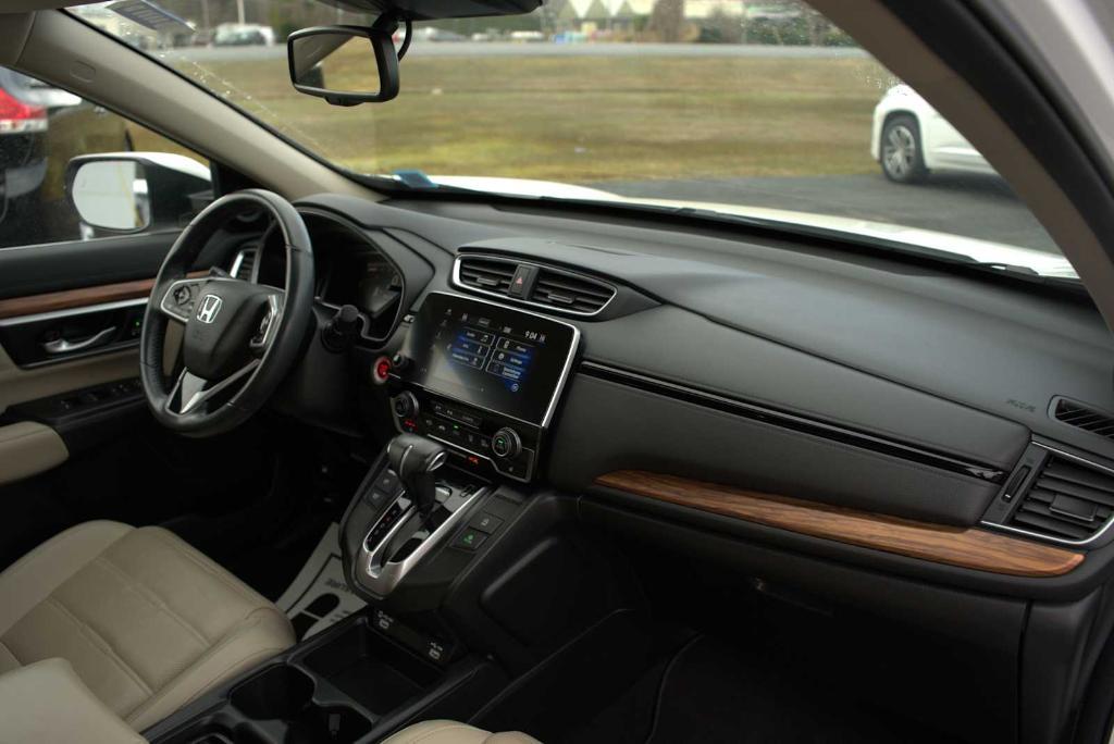 used 2021 Honda CR-V car, priced at $27,995