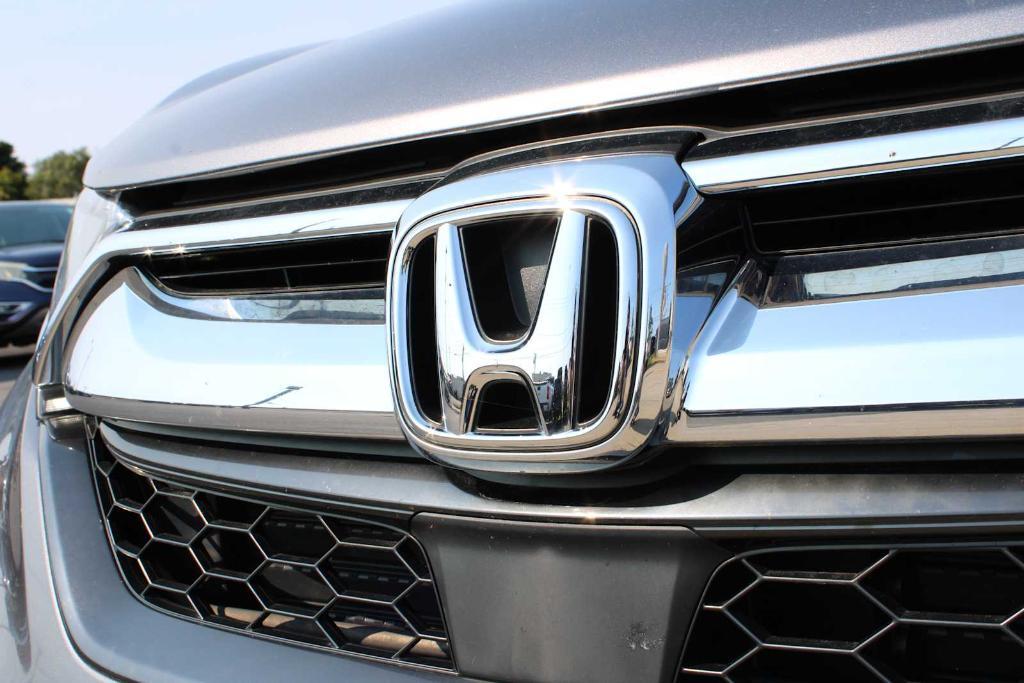 used 2019 Honda CR-V car, priced at $27,995