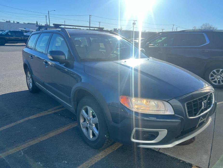 used 2009 Volvo XC70 car, priced at $9,475