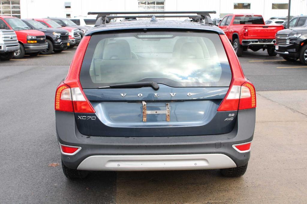 used 2009 Volvo XC70 car, priced at $9,475