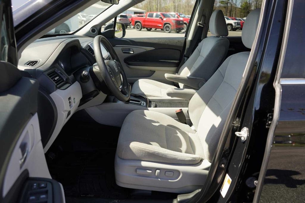 used 2017 Honda Pilot car, priced at $17,985