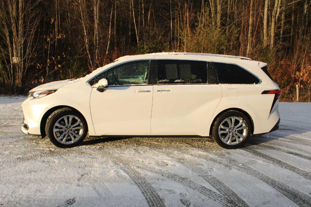 used 2023 Toyota Sienna car, priced at $47,203