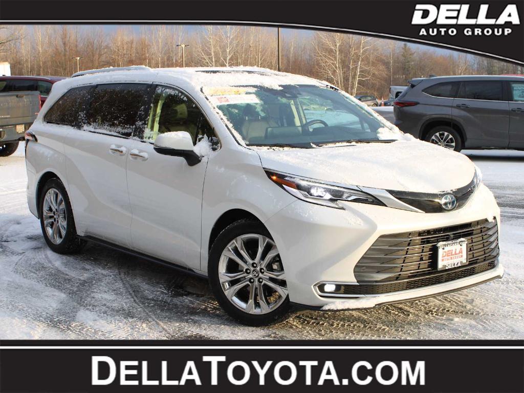 used 2023 Toyota Sienna car, priced at $46,400