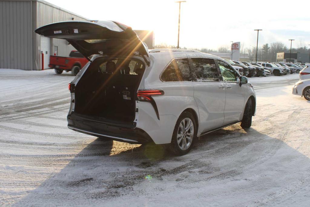 used 2023 Toyota Sienna car, priced at $47,203