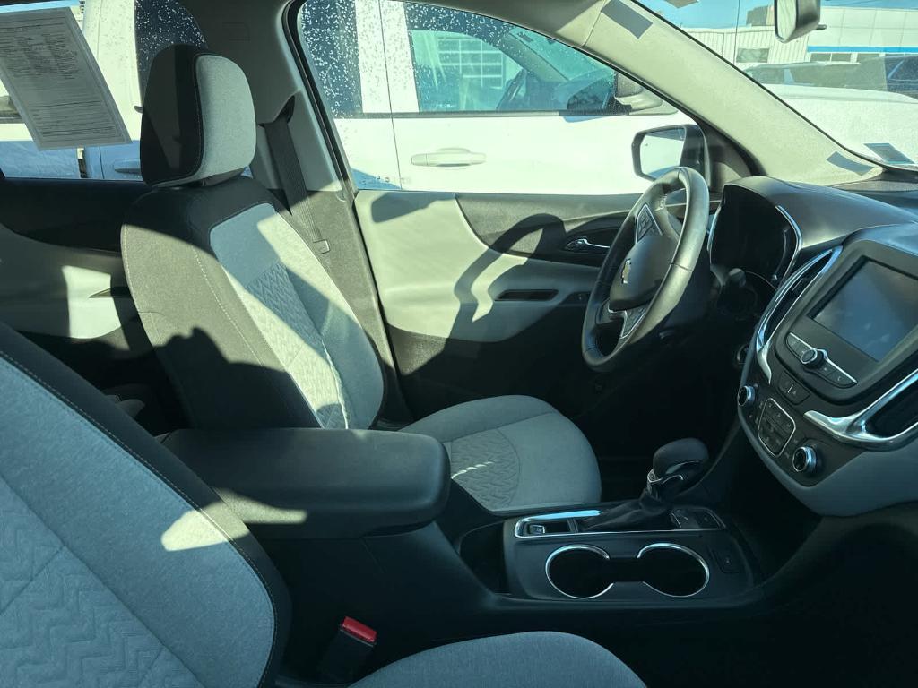 used 2022 Chevrolet Equinox car, priced at $22,875