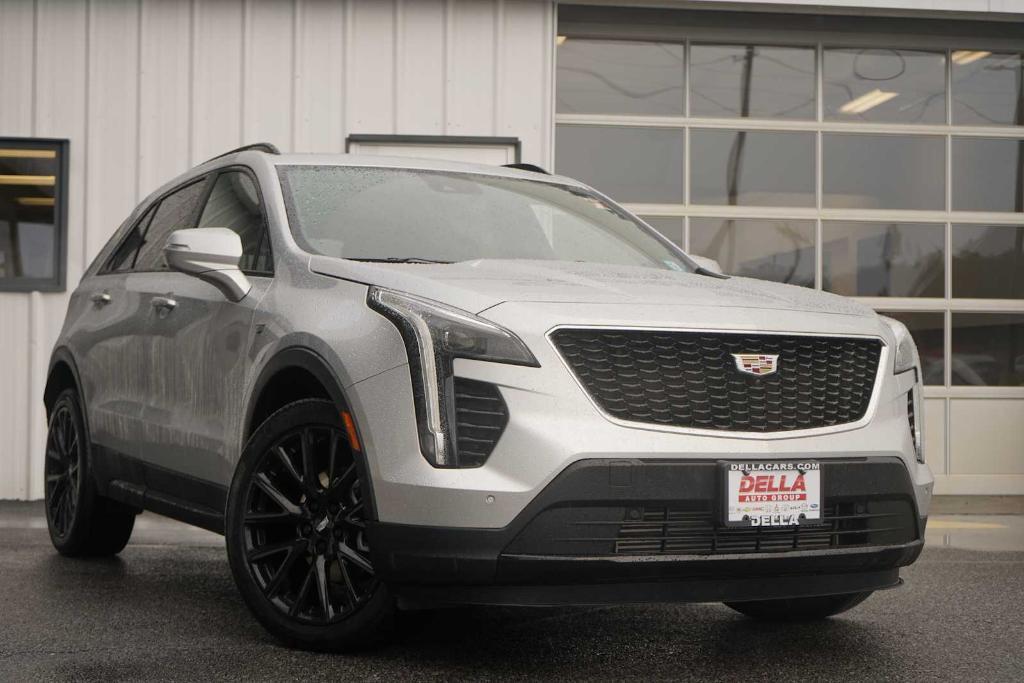 used 2022 Cadillac XT4 car, priced at $33,680