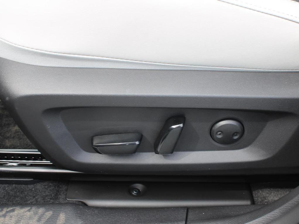 new 2025 Mitsubishi Outlander car, priced at $35,565