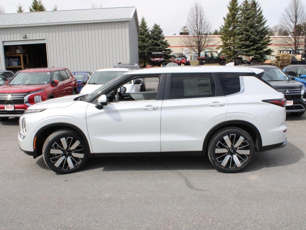 new 2025 Mitsubishi Outlander car, priced at $37,065