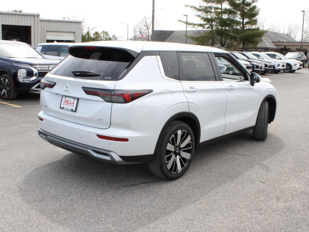 new 2025 Mitsubishi Outlander car, priced at $35,565