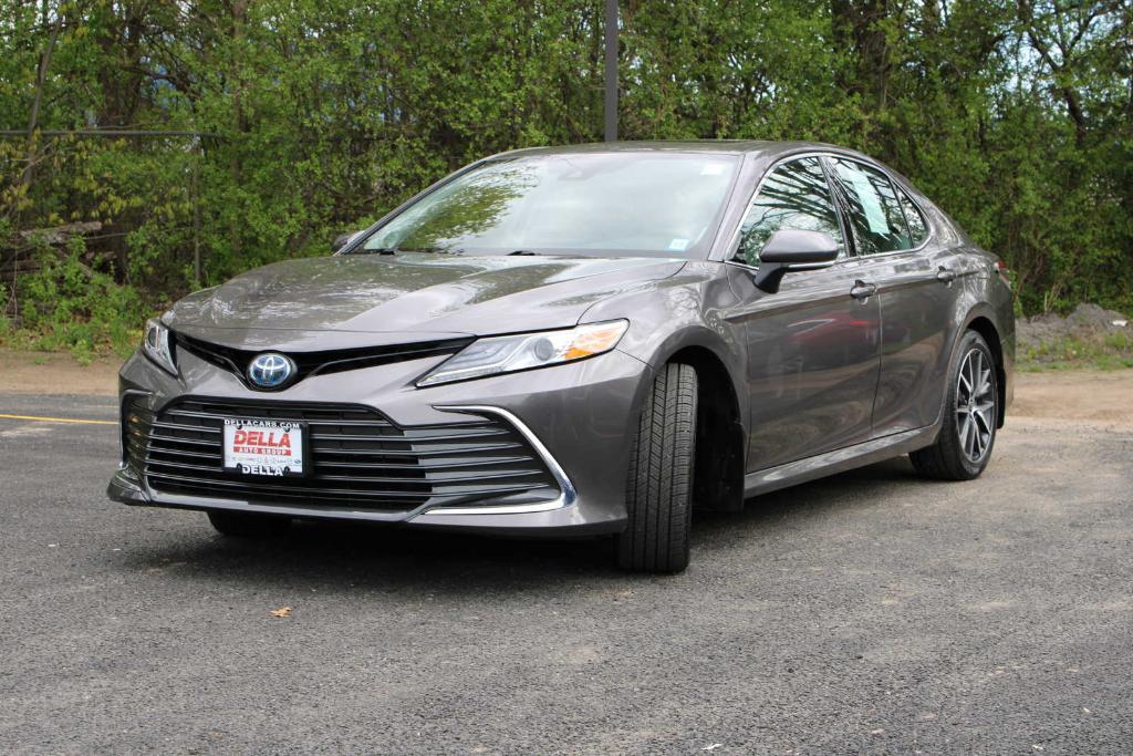 used 2022 Toyota Camry Hybrid car, priced at $29,000