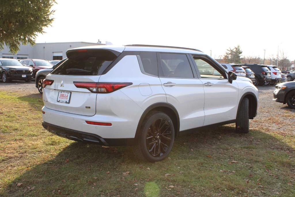 new 2024 Mitsubishi Outlander car, priced at $39,800