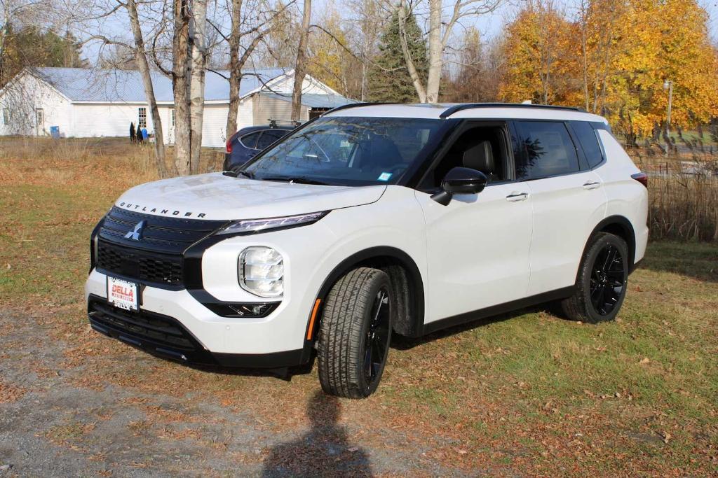 new 2024 Mitsubishi Outlander car, priced at $39,800