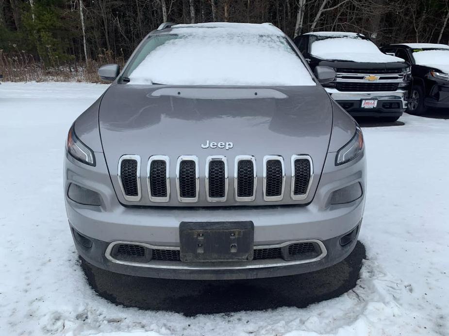 used 2018 Jeep Cherokee car, priced at $15,695