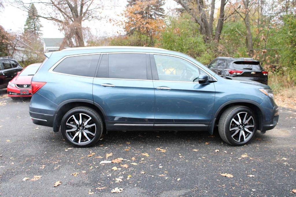 used 2021 Honda Pilot car, priced at $31,205