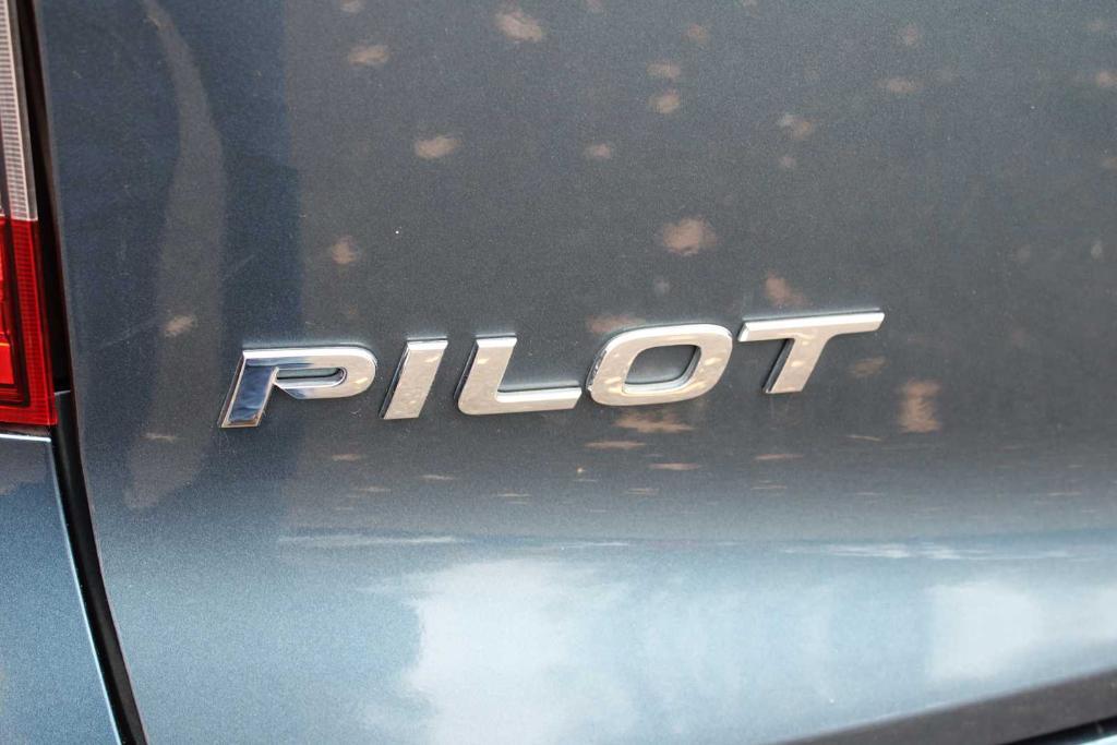 used 2021 Honda Pilot car, priced at $31,205