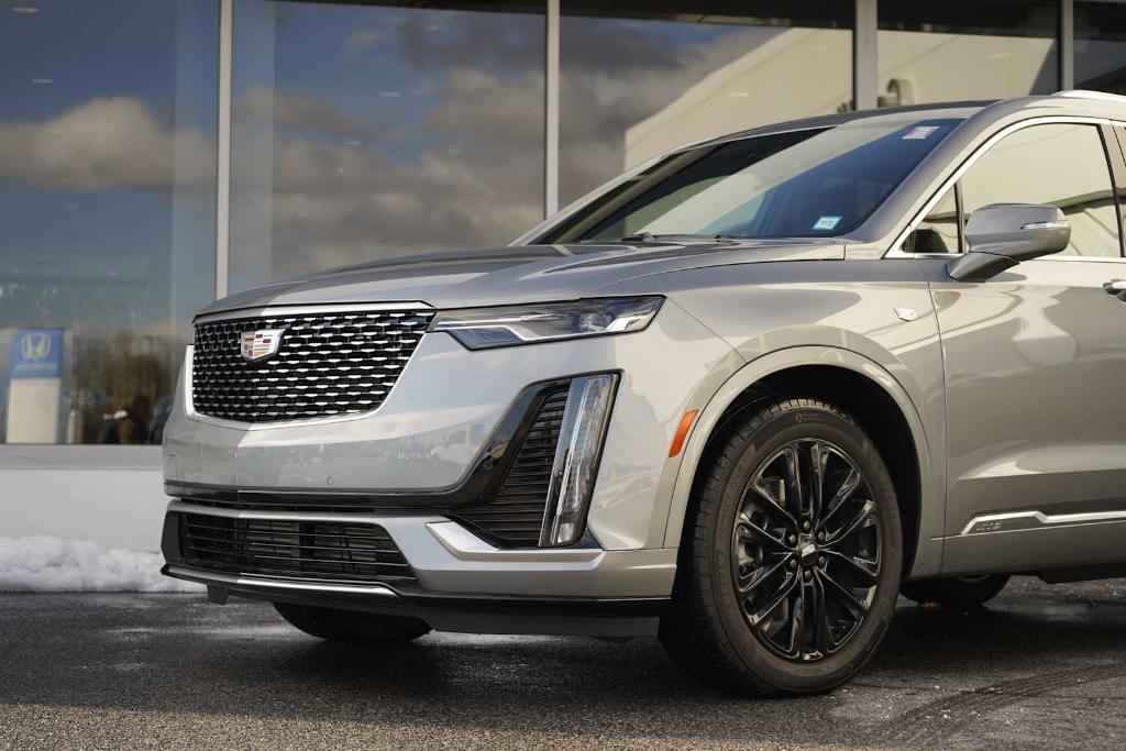 used 2024 Cadillac XT6 car, priced at $50,480