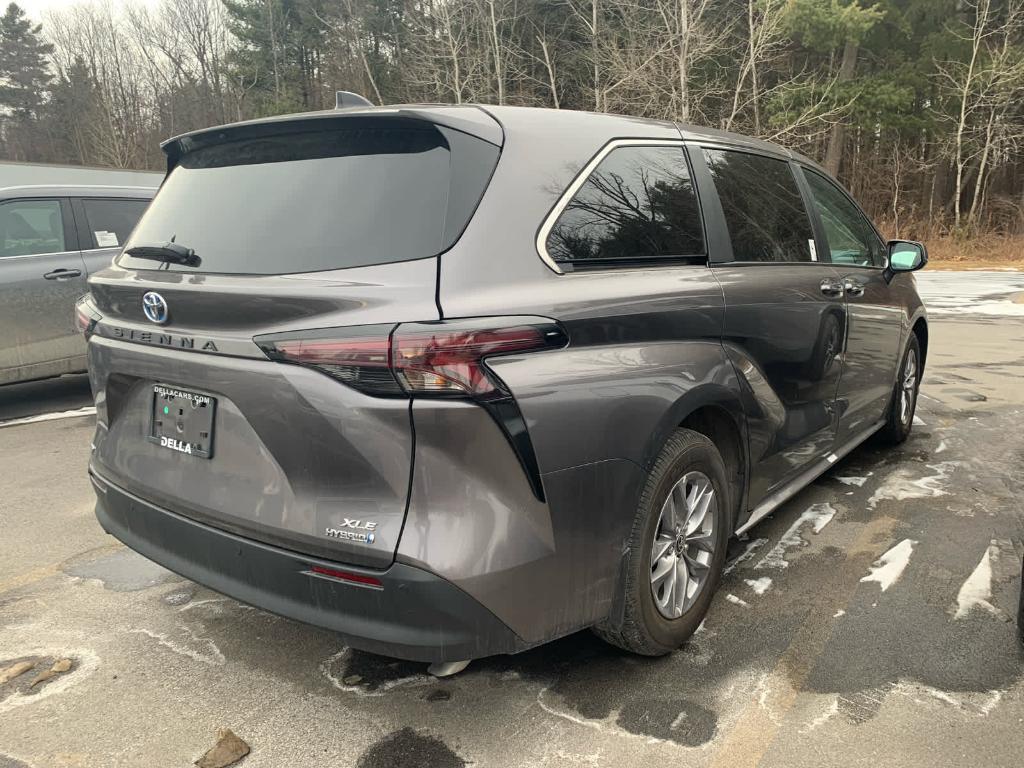 used 2024 Toyota Sienna car, priced at $46,895