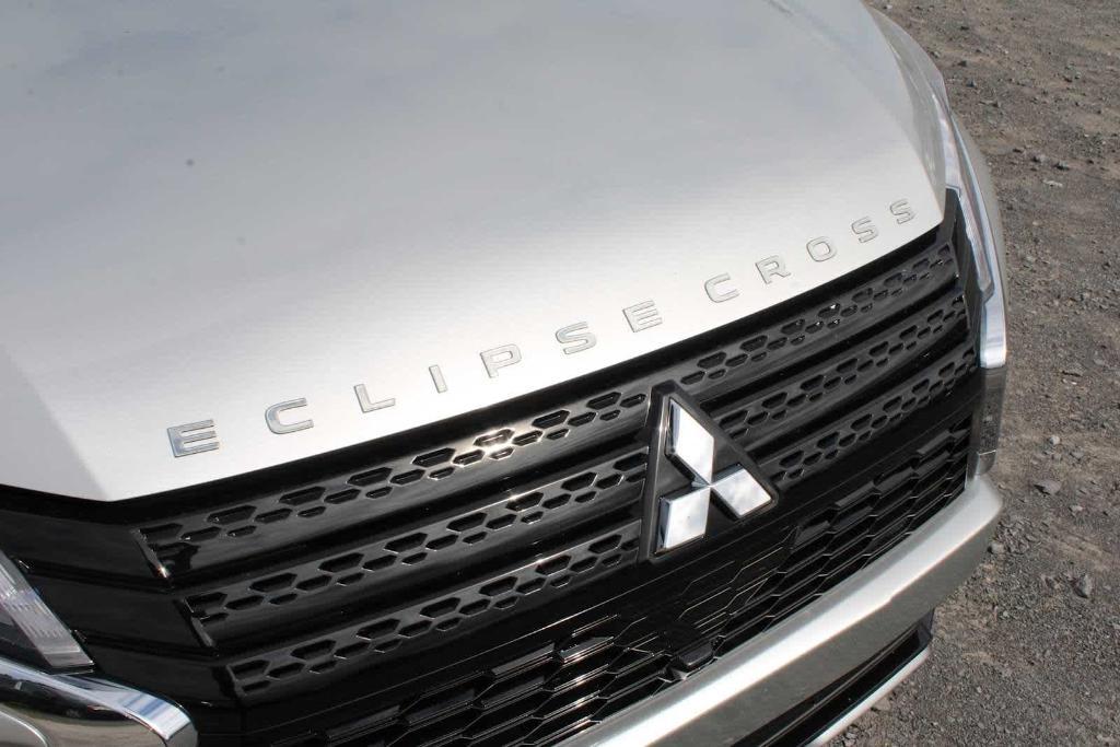 new 2024 Mitsubishi Eclipse Cross car, priced at $30,375