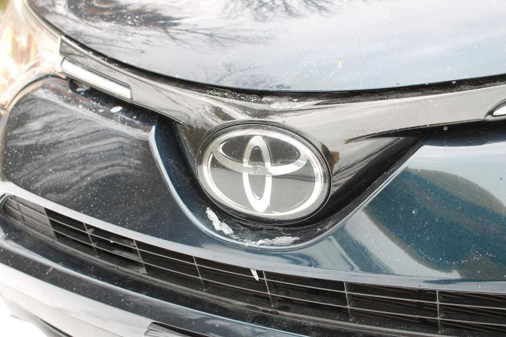 used 2018 Toyota RAV4 car, priced at $17,999