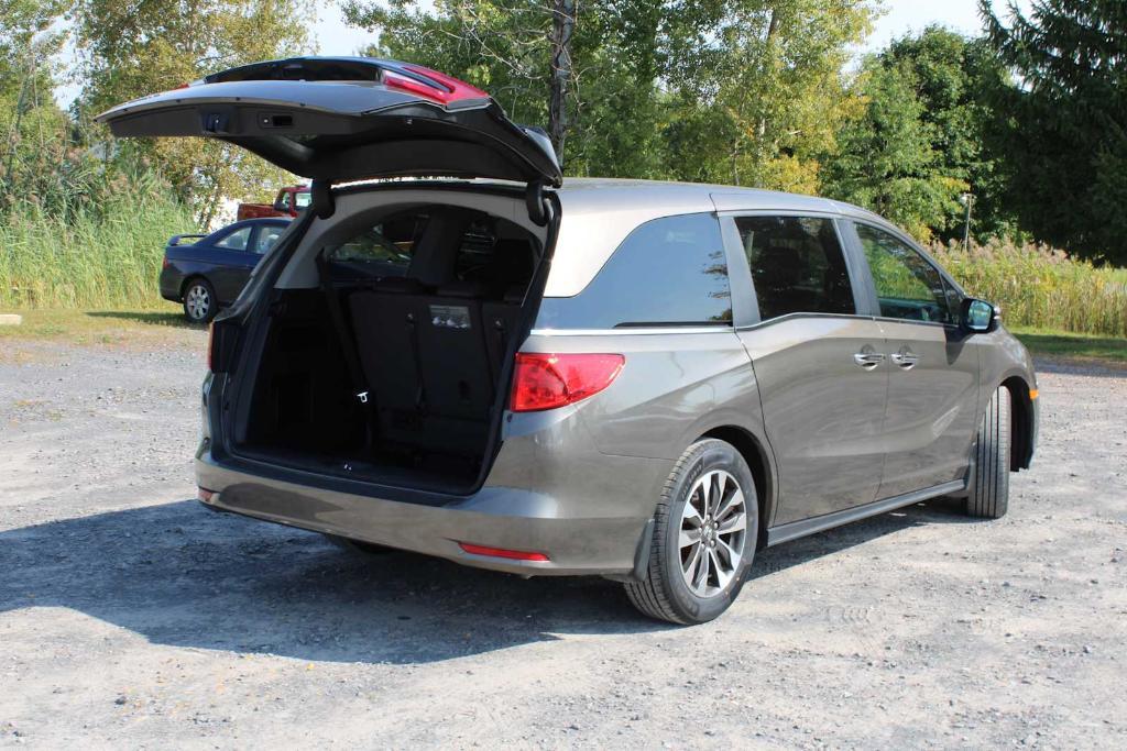 used 2021 Honda Odyssey car, priced at $28,299