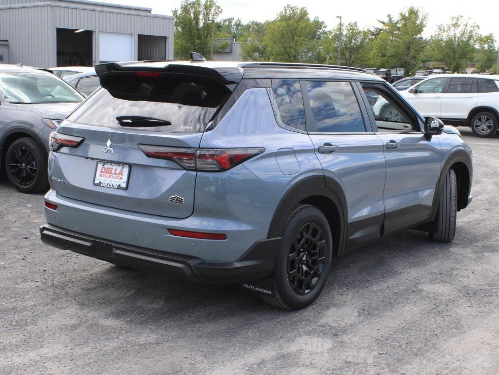new 2025 Mitsubishi Outlander car, priced at $37,785
