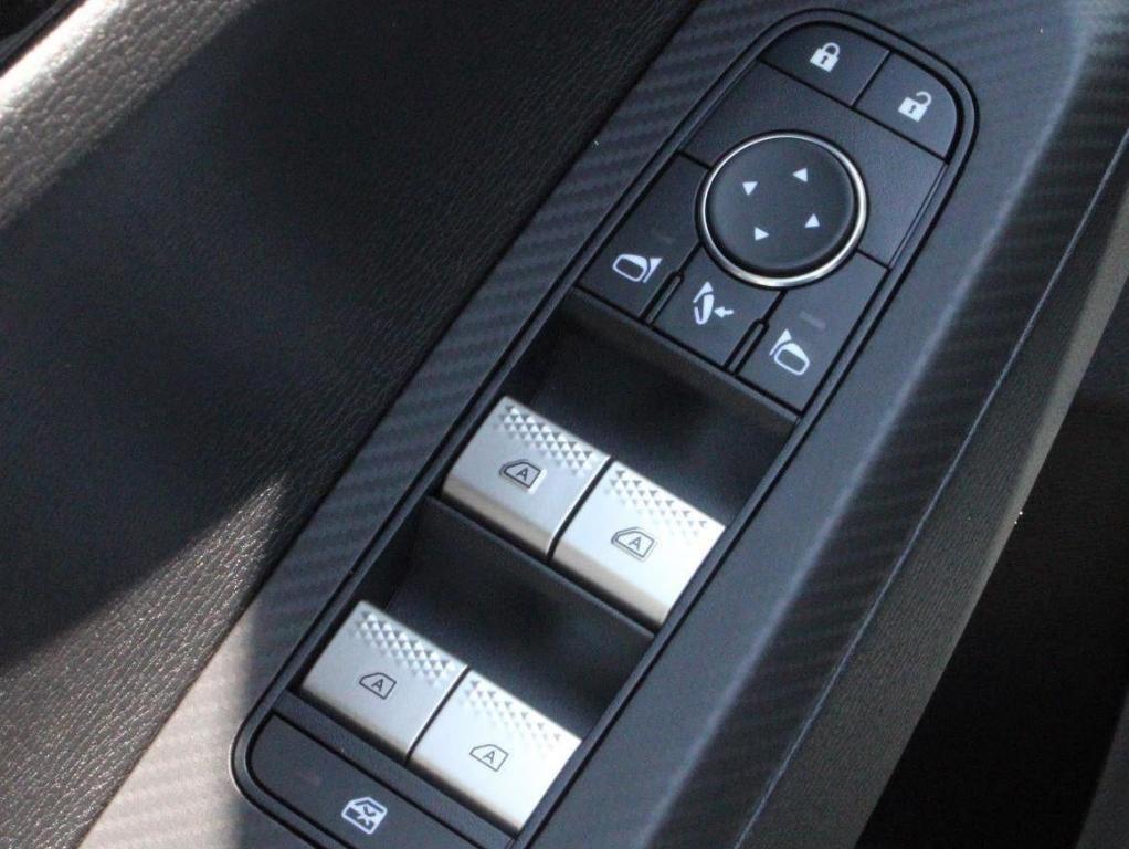 new 2025 Mitsubishi Outlander car, priced at $37,785