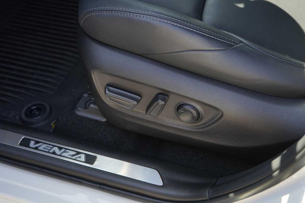 used 2022 Toyota Venza car, priced at $29,465
