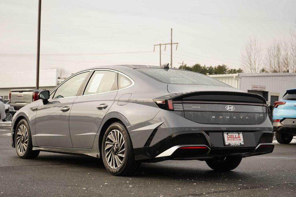 used 2024 Hyundai Sonata Hybrid car, priced at $31,975