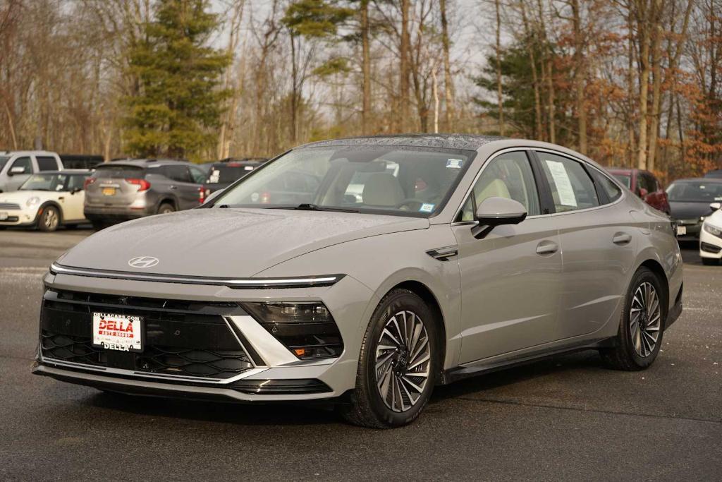 used 2024 Hyundai Sonata Hybrid car, priced at $31,975