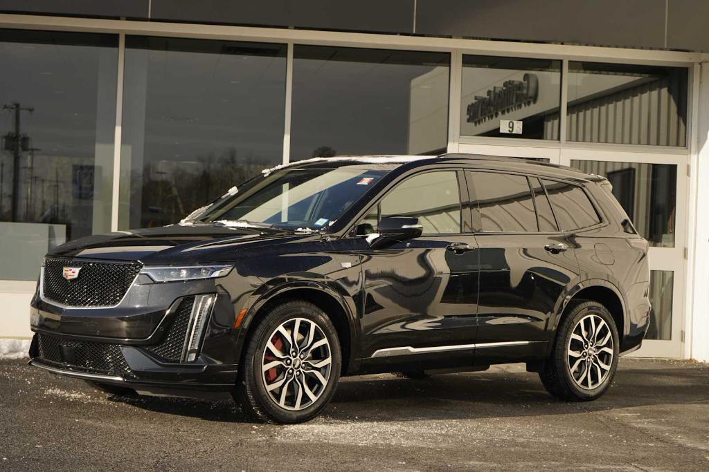 used 2024 Cadillac XT6 car, priced at $54,430