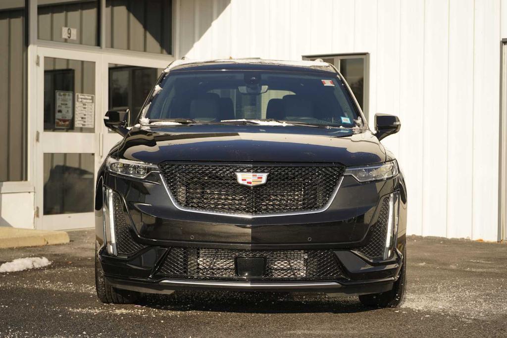 used 2024 Cadillac XT6 car, priced at $54,430