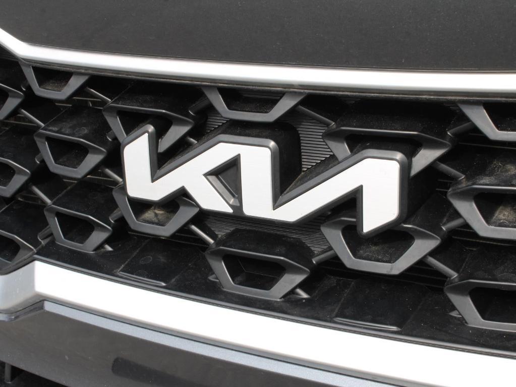 used 2023 Kia Sorento car, priced at $22,500